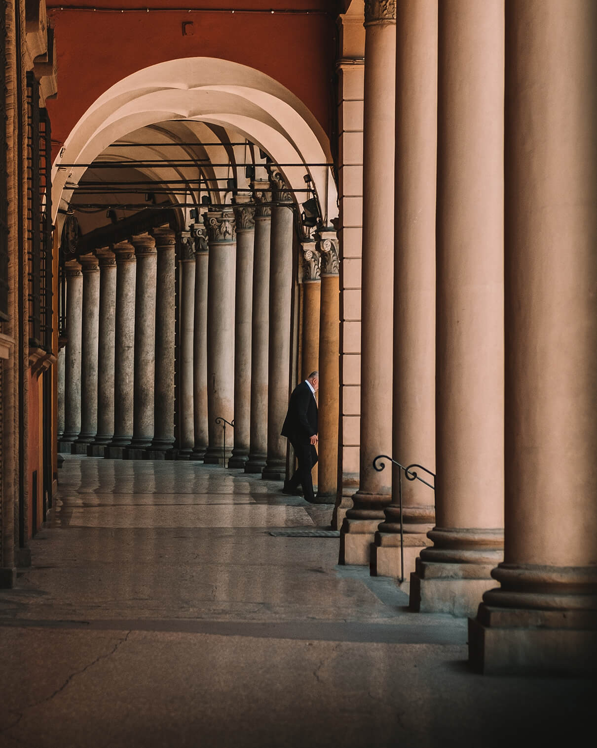 BOLOGNA, CULLA DELLA MORTADELLA AUTENTICA.