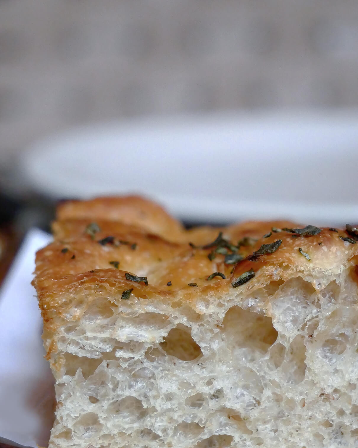 SURPRISING VERSATILITY BETWEEN SWEET AND SAVOURY.